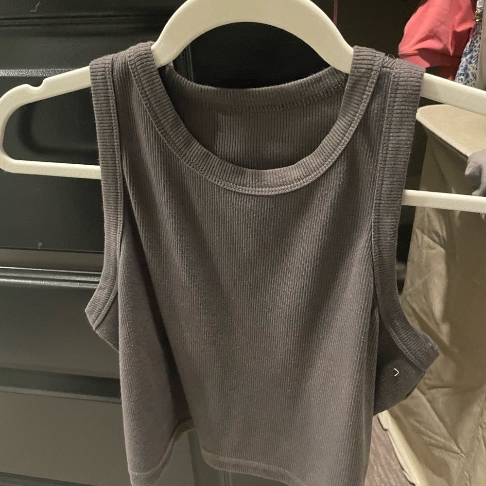 Gray Ribbed Sleeveless Top